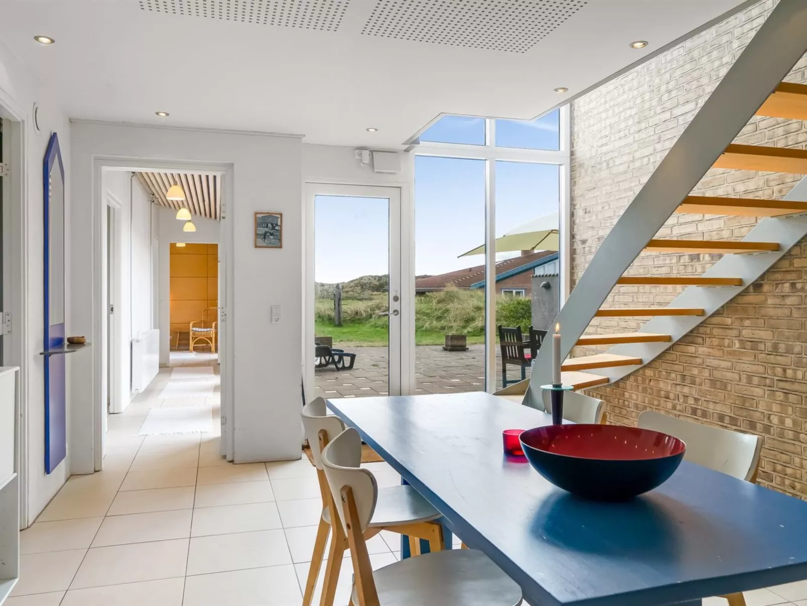 "Tinea" - 50m from the sea-Inside