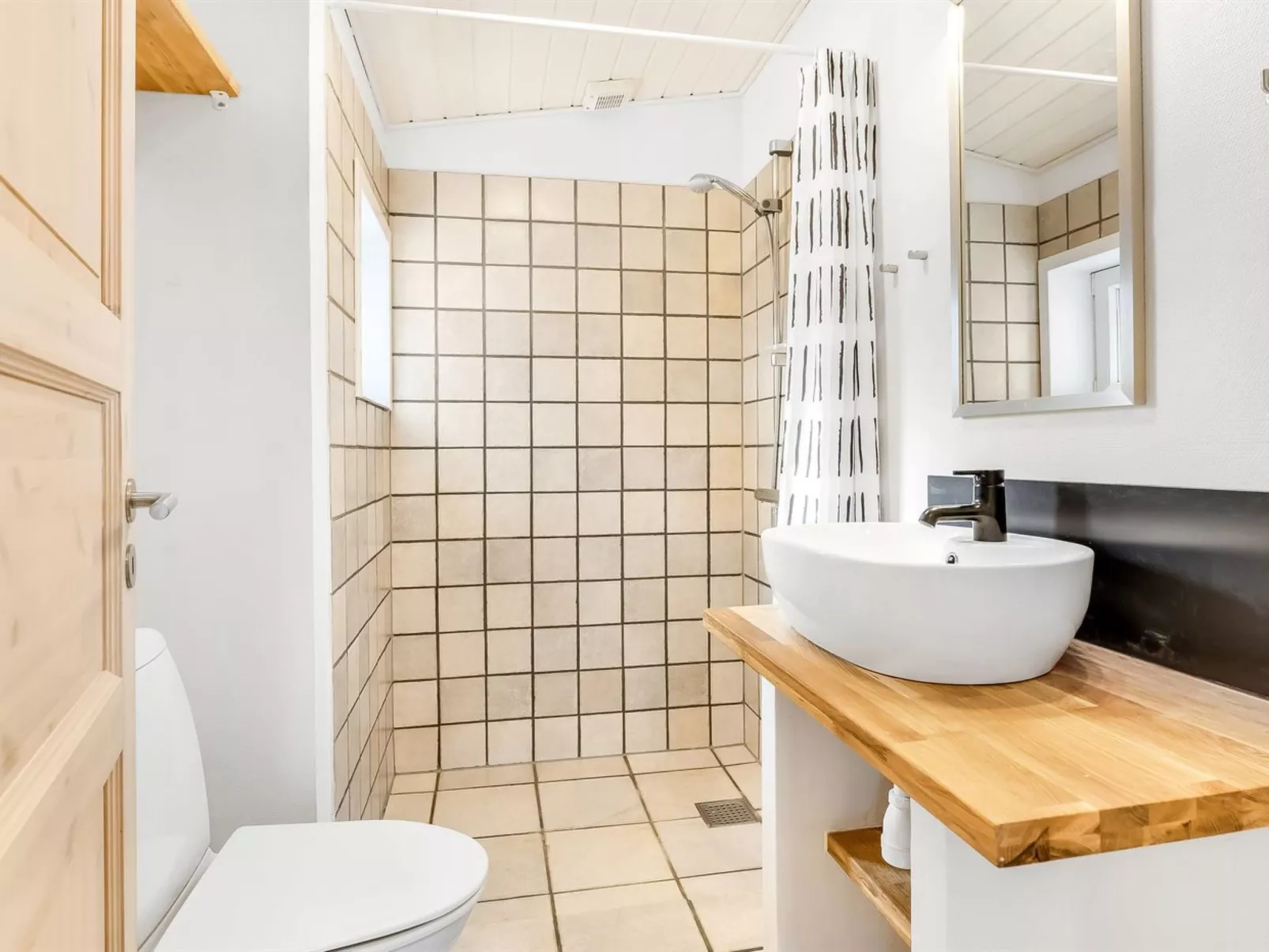 "Alfrida" - 1.5km from the sea-Inside