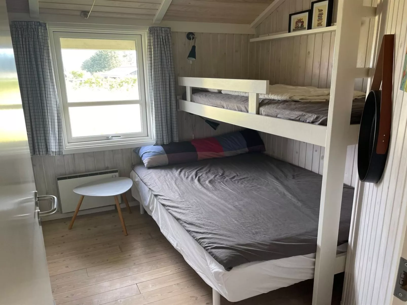 "Mathias" - 625m from the sea-Drinnen