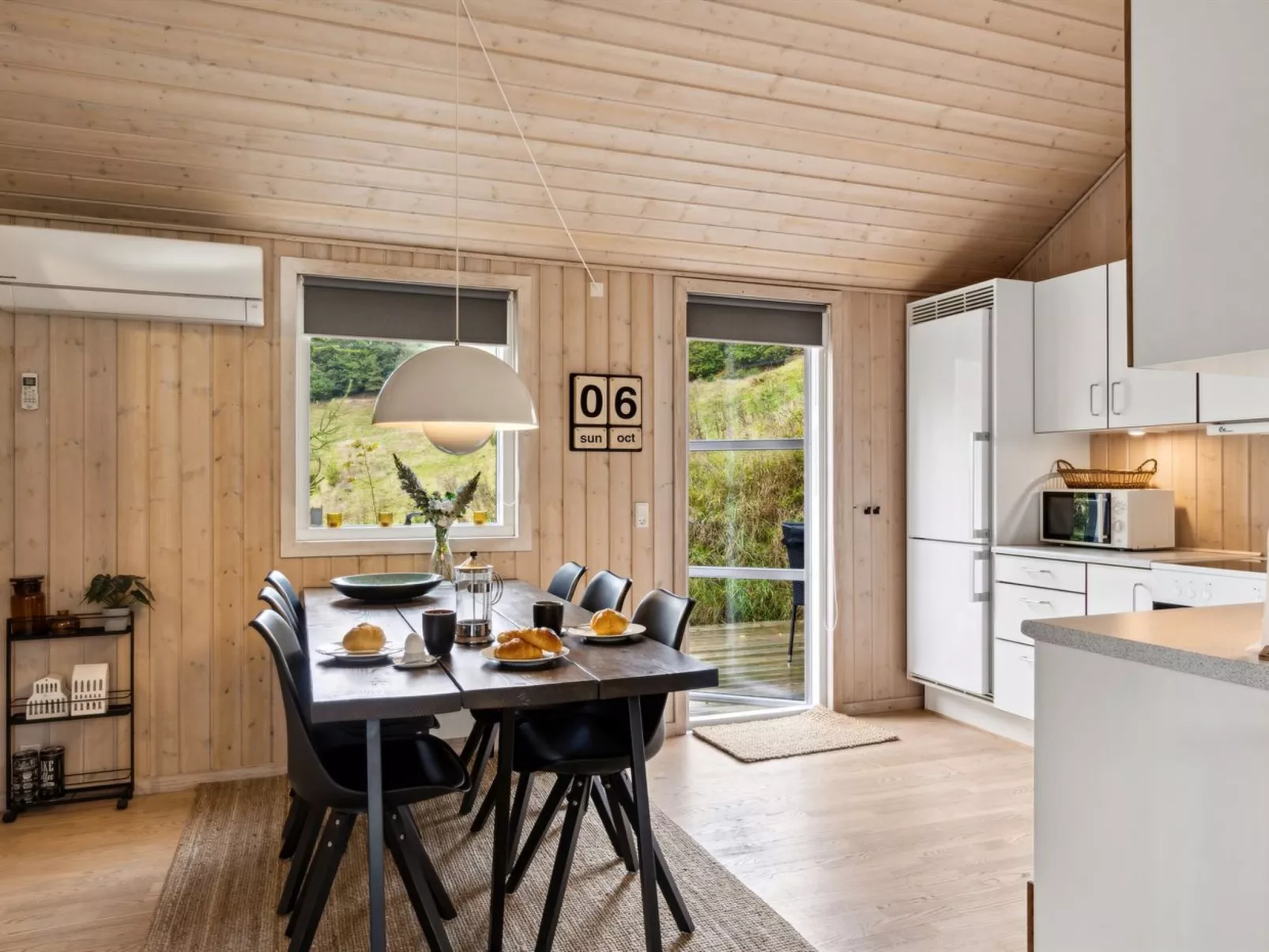 "Benno" - 2.1km from the sea-Inside