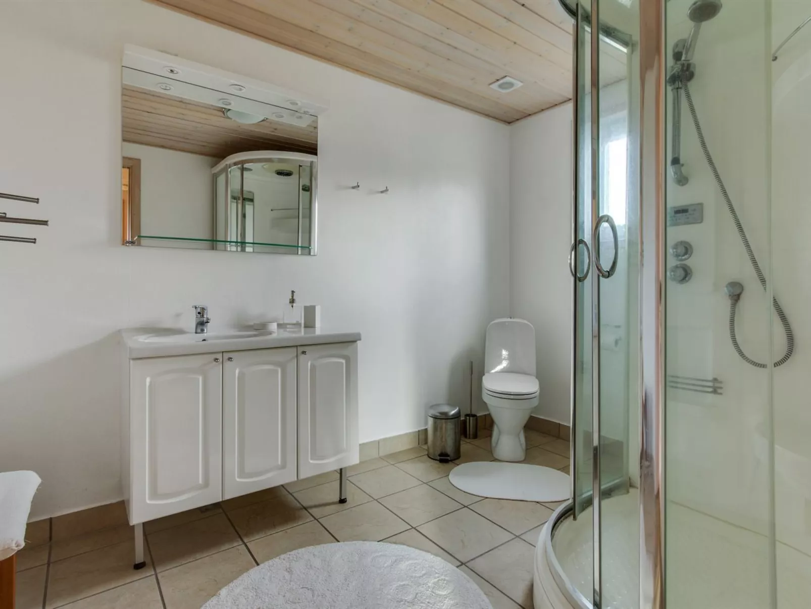 "Abelone" - 150m from the sea-Drinnen