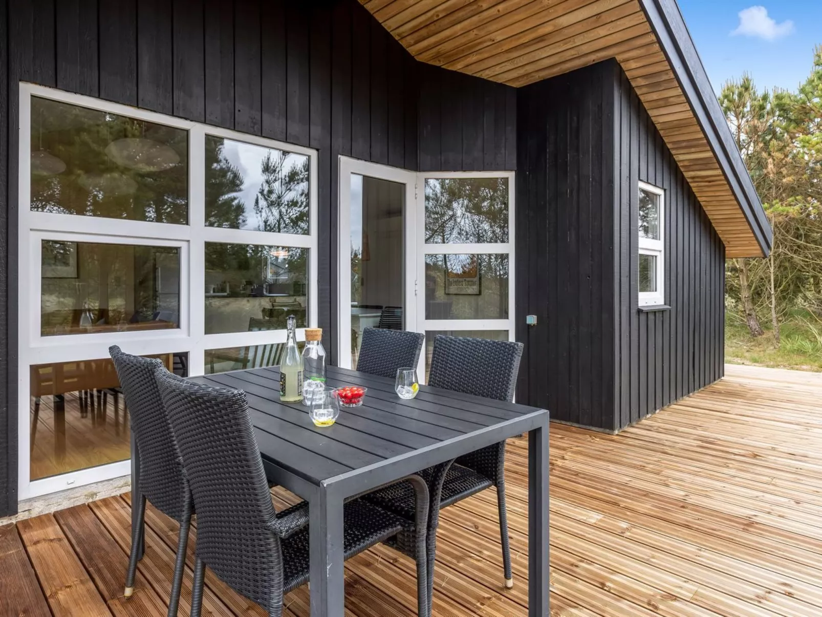 "Antto" - 900m from the sea-Outside