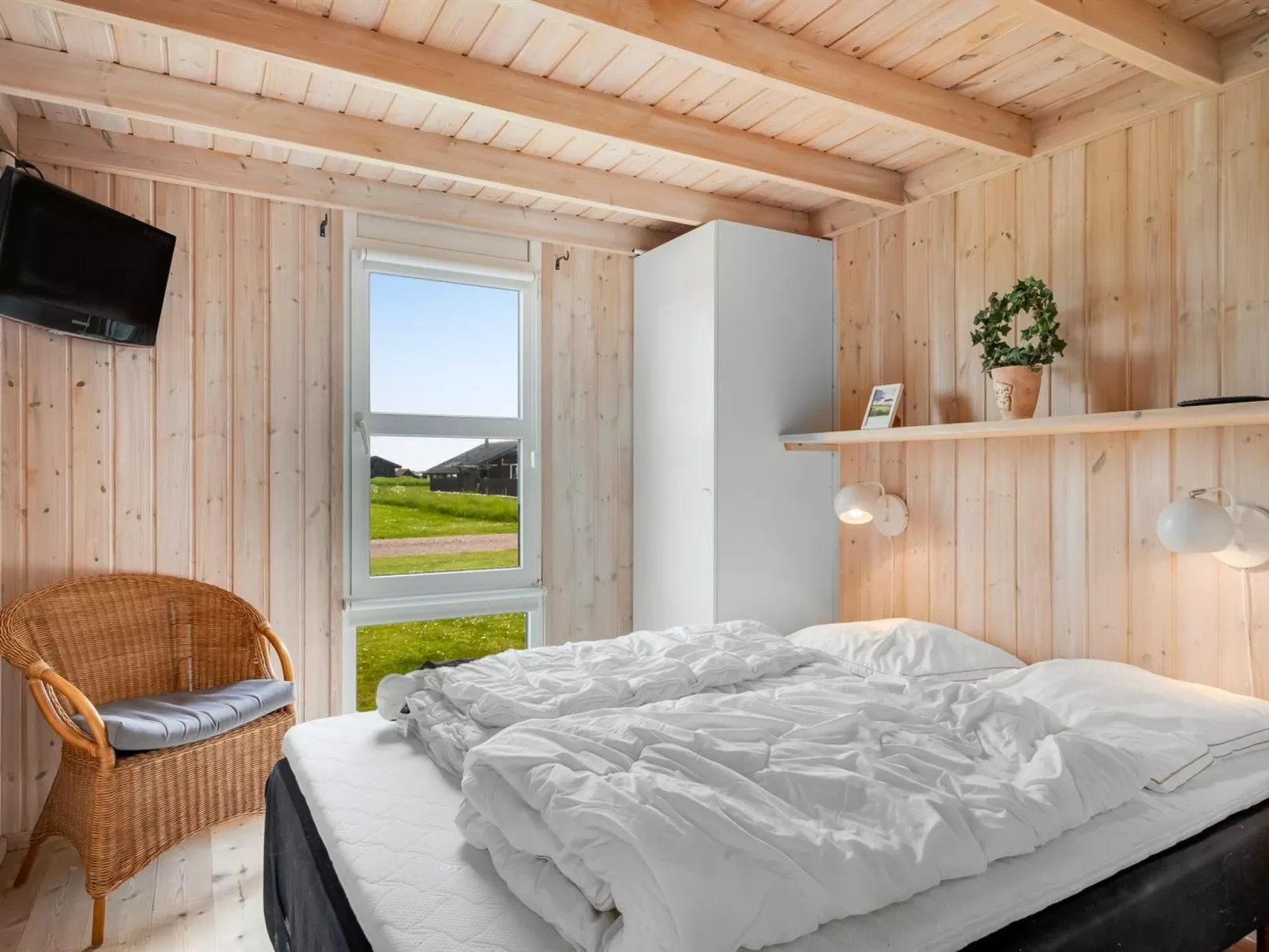 "Ellen" - 289m from the sea-Inside