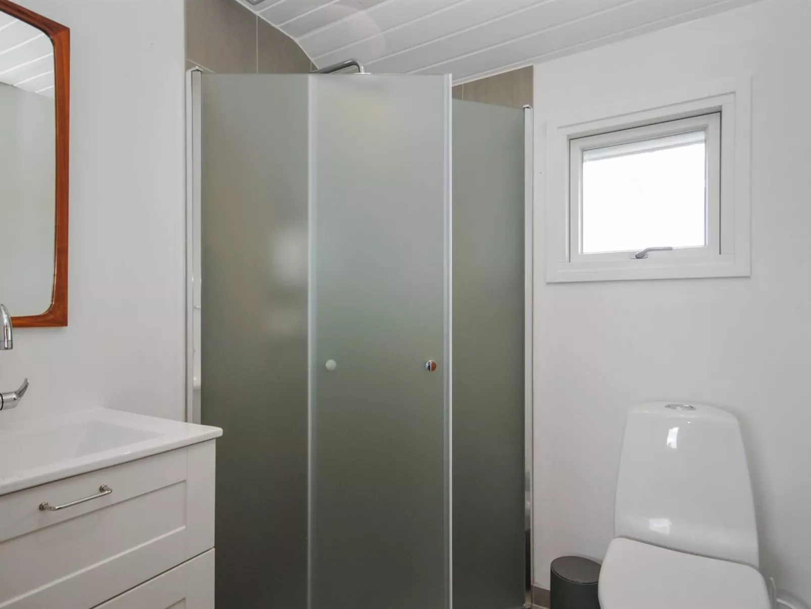 "Engelbertine" - 900m from the sea-Inside