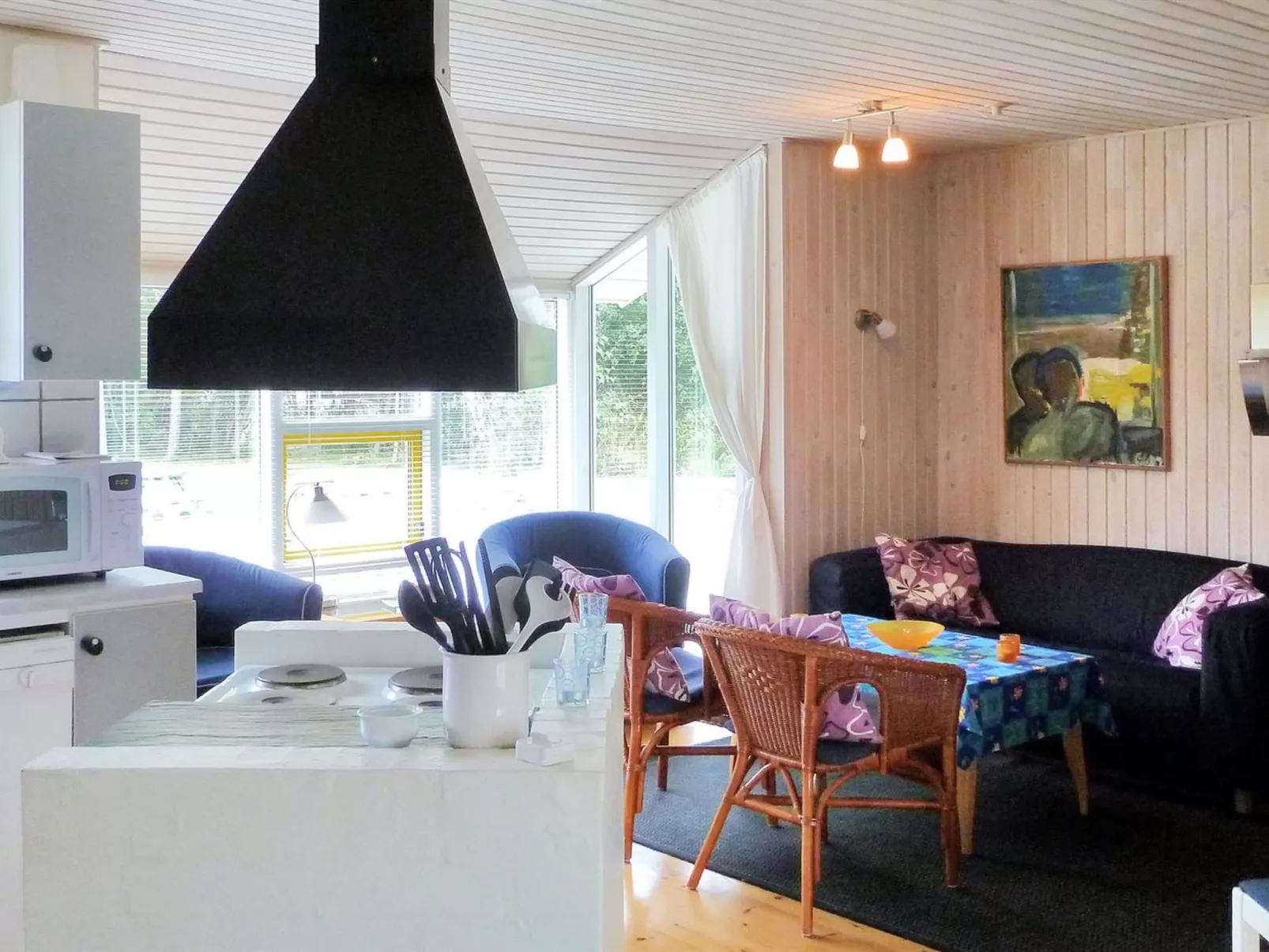 "Jouko" - 400m from the sea-Drinnen