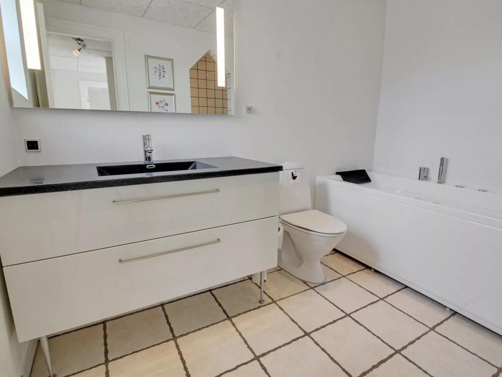 "Ristana" - 100m from the sea-Inside