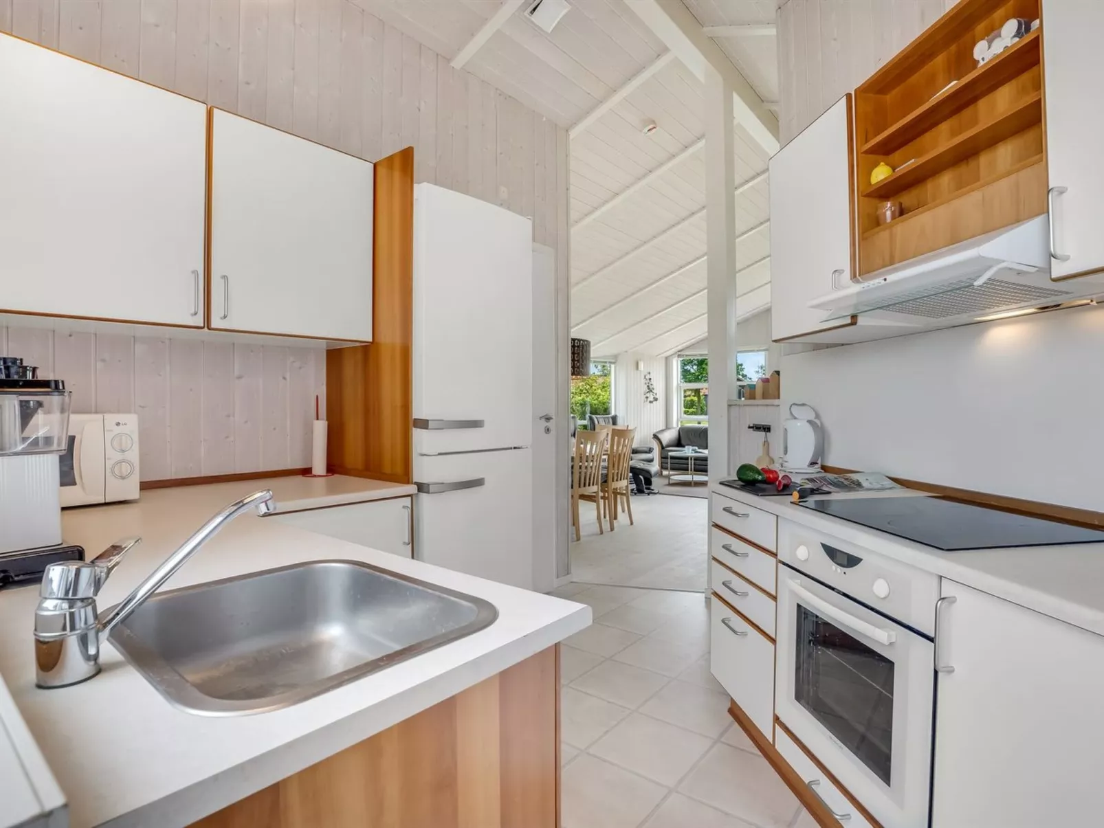 "Birtir" - 1.2km from the sea-Inside