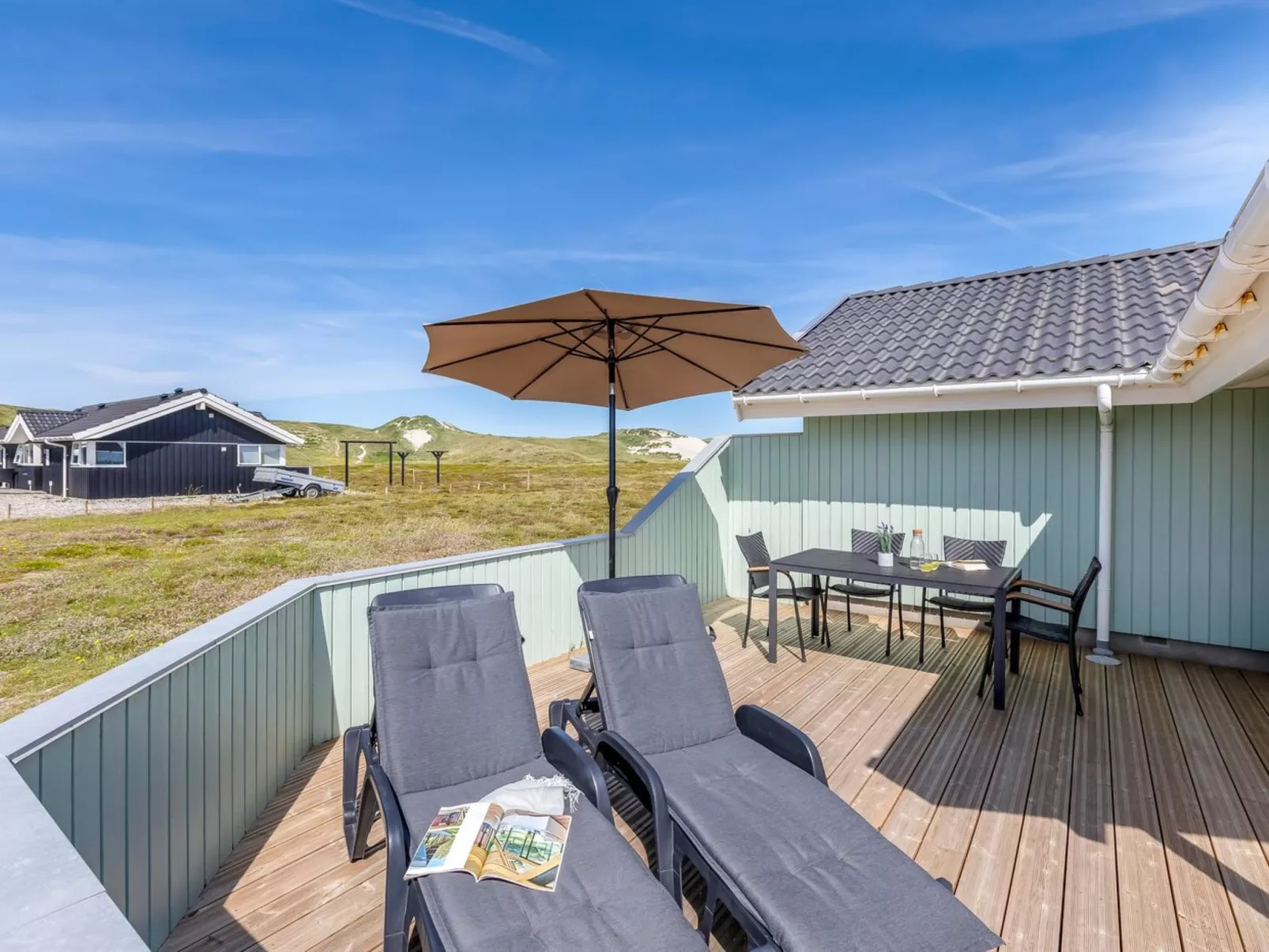 "Zaga" -  from the sea-Dehors