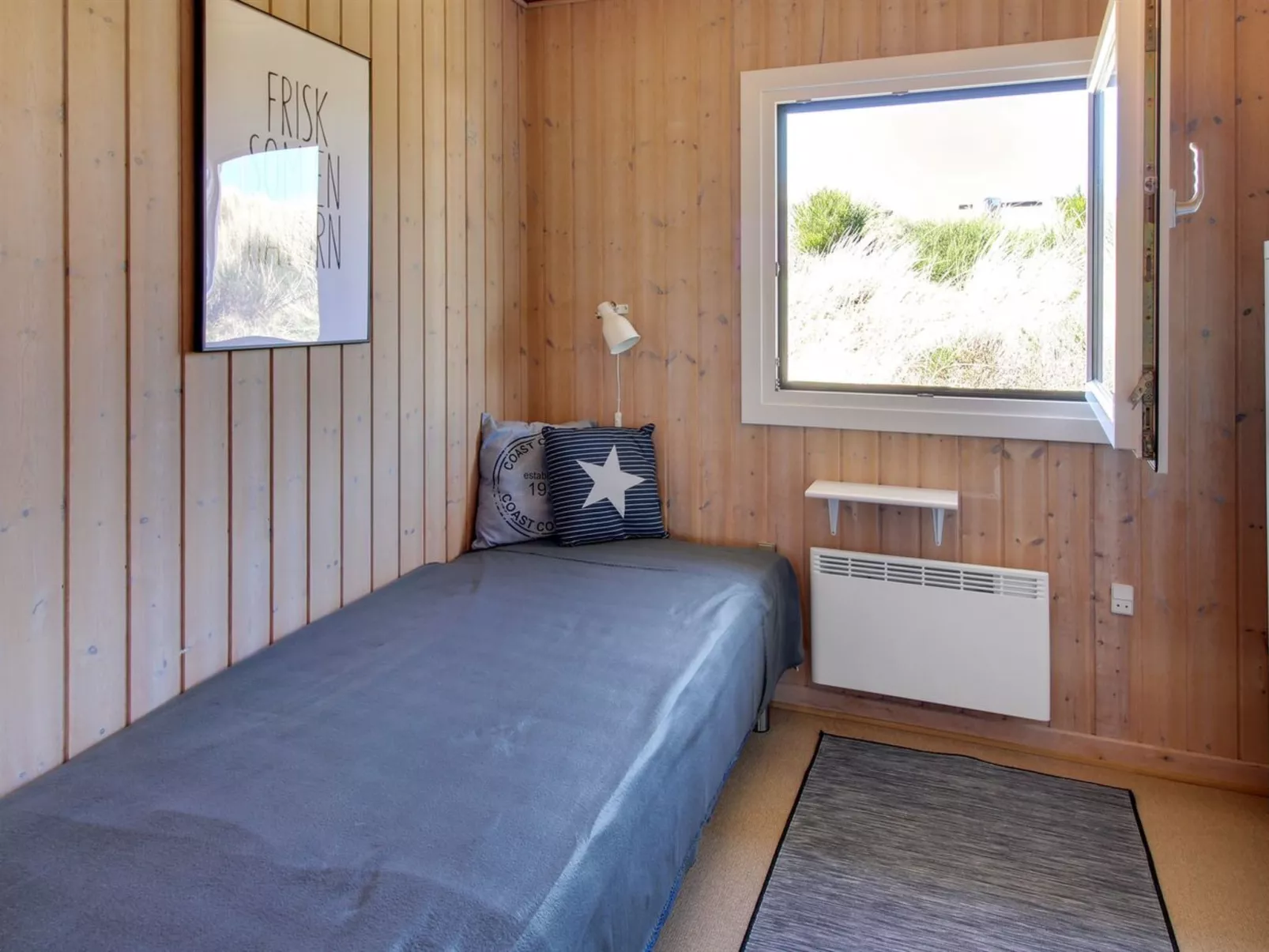 "Gundine" -  from the sea-Dedans