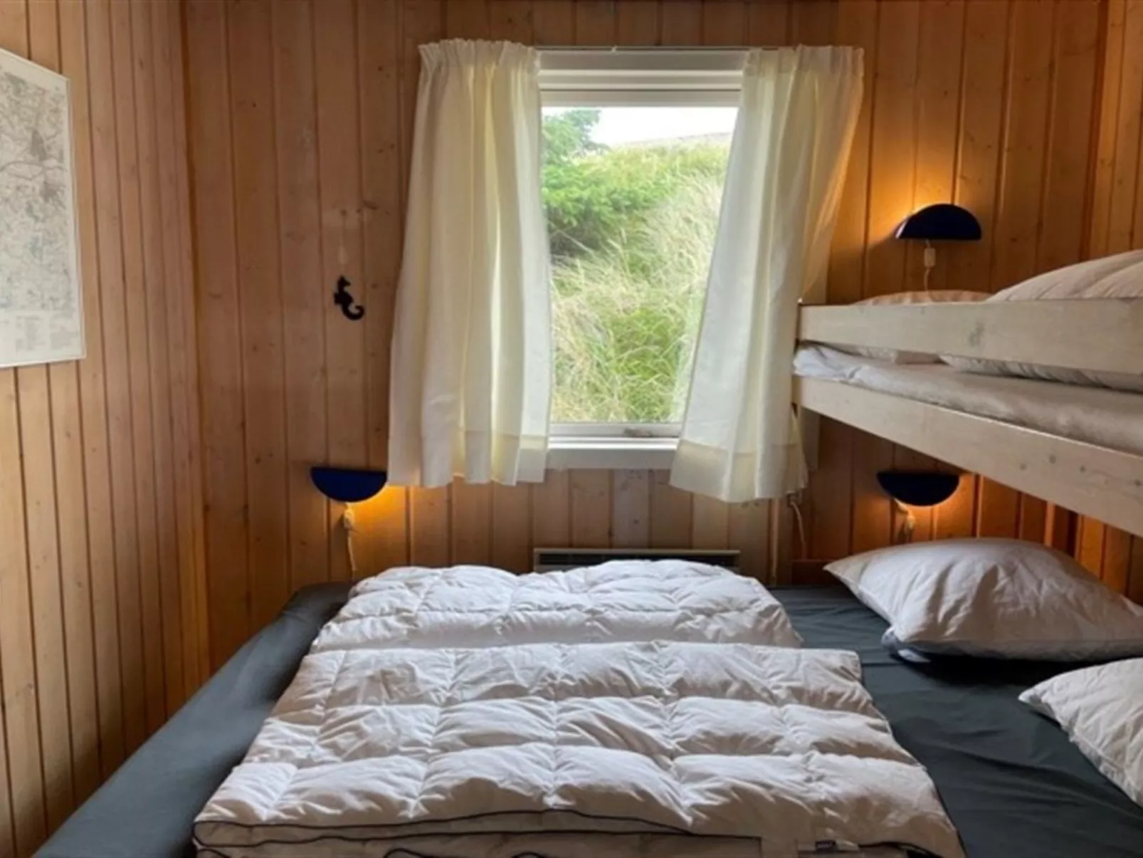 "Elmeri" -  from the sea-Inside