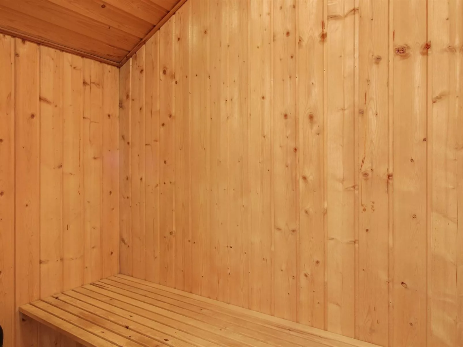 "Jænis" -  from the sea-Inside