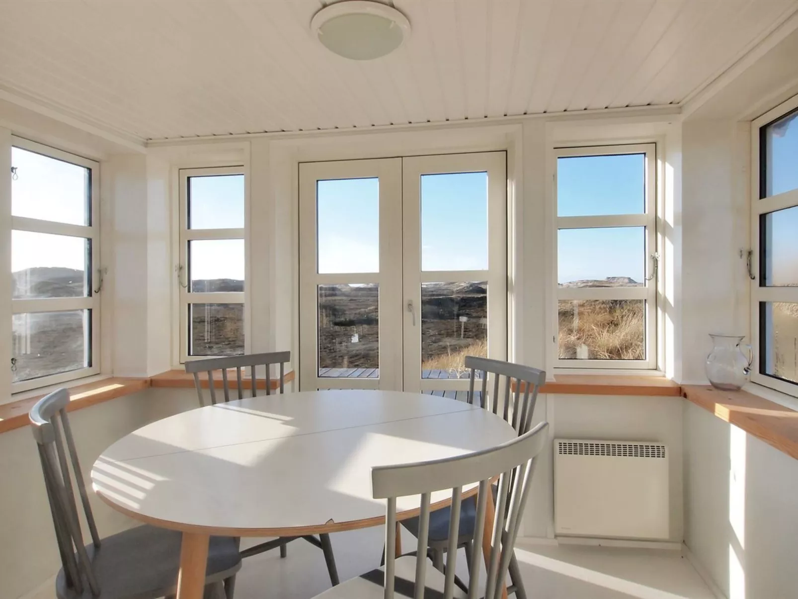 "Swanja" -  from the sea-Inside