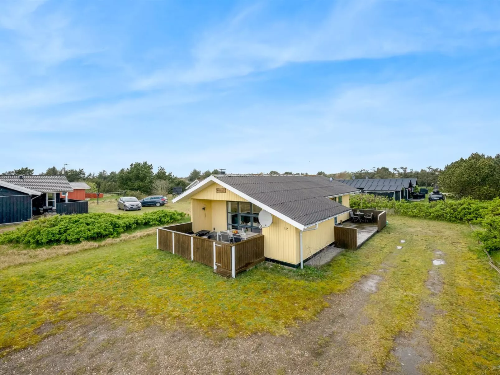 "Gertine" - 650m to the fjord-Outside