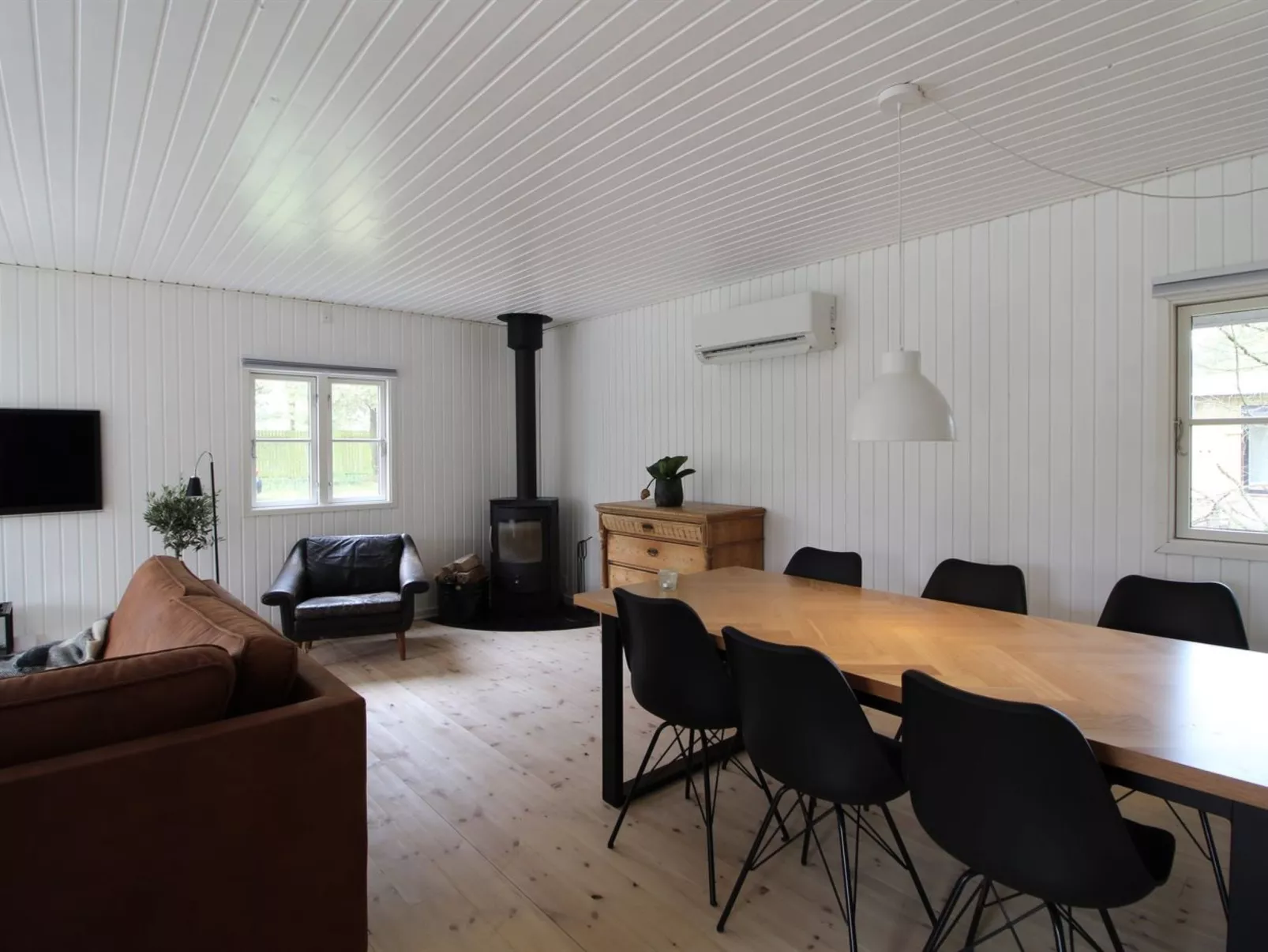 "Annlouise" - 300m from the sea-Inside