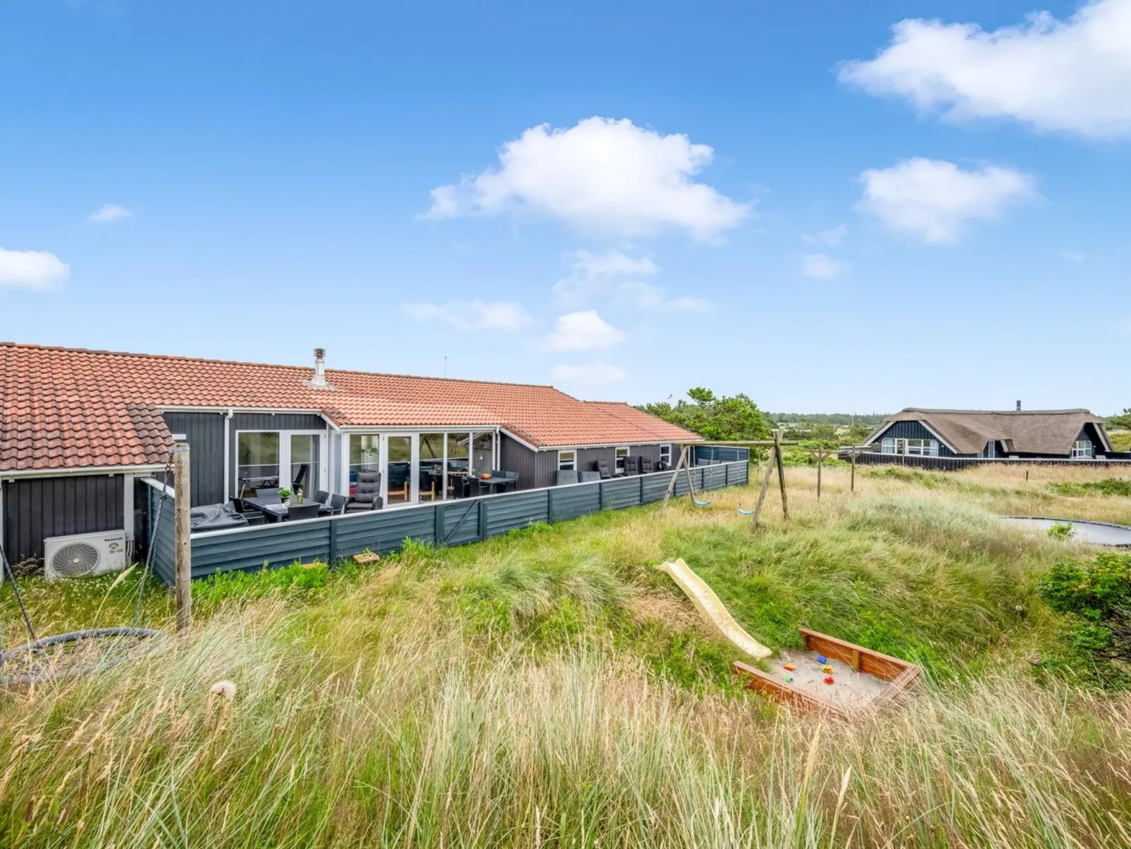 "Petkana" - 700m from the sea-Draußen