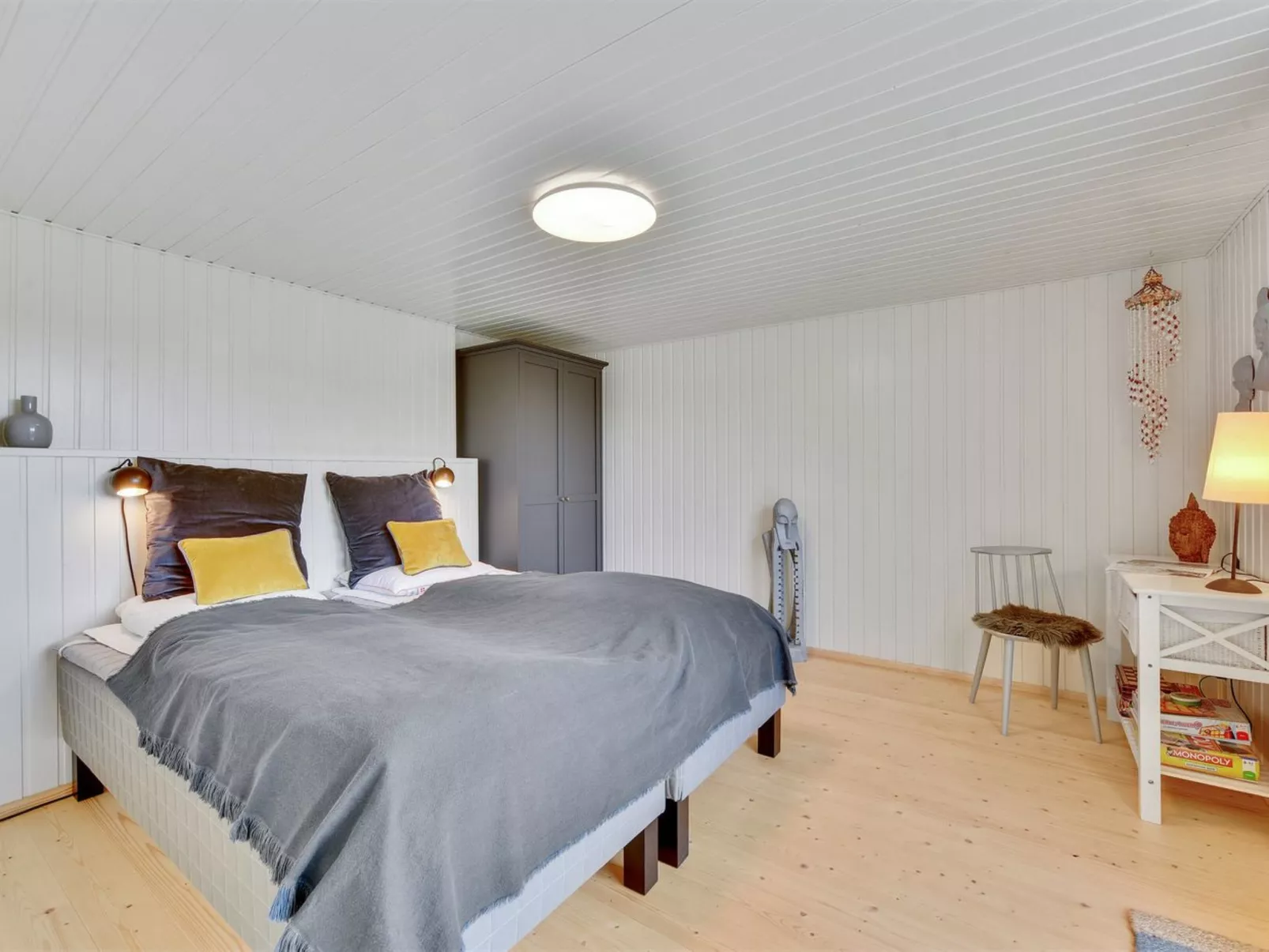 "Ayu" - 100m from the sea-Drinnen