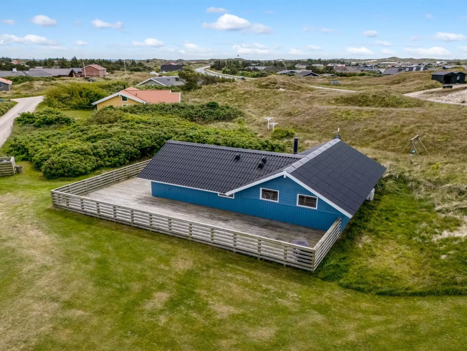 "Valia" - 400m to the fjord-Outside