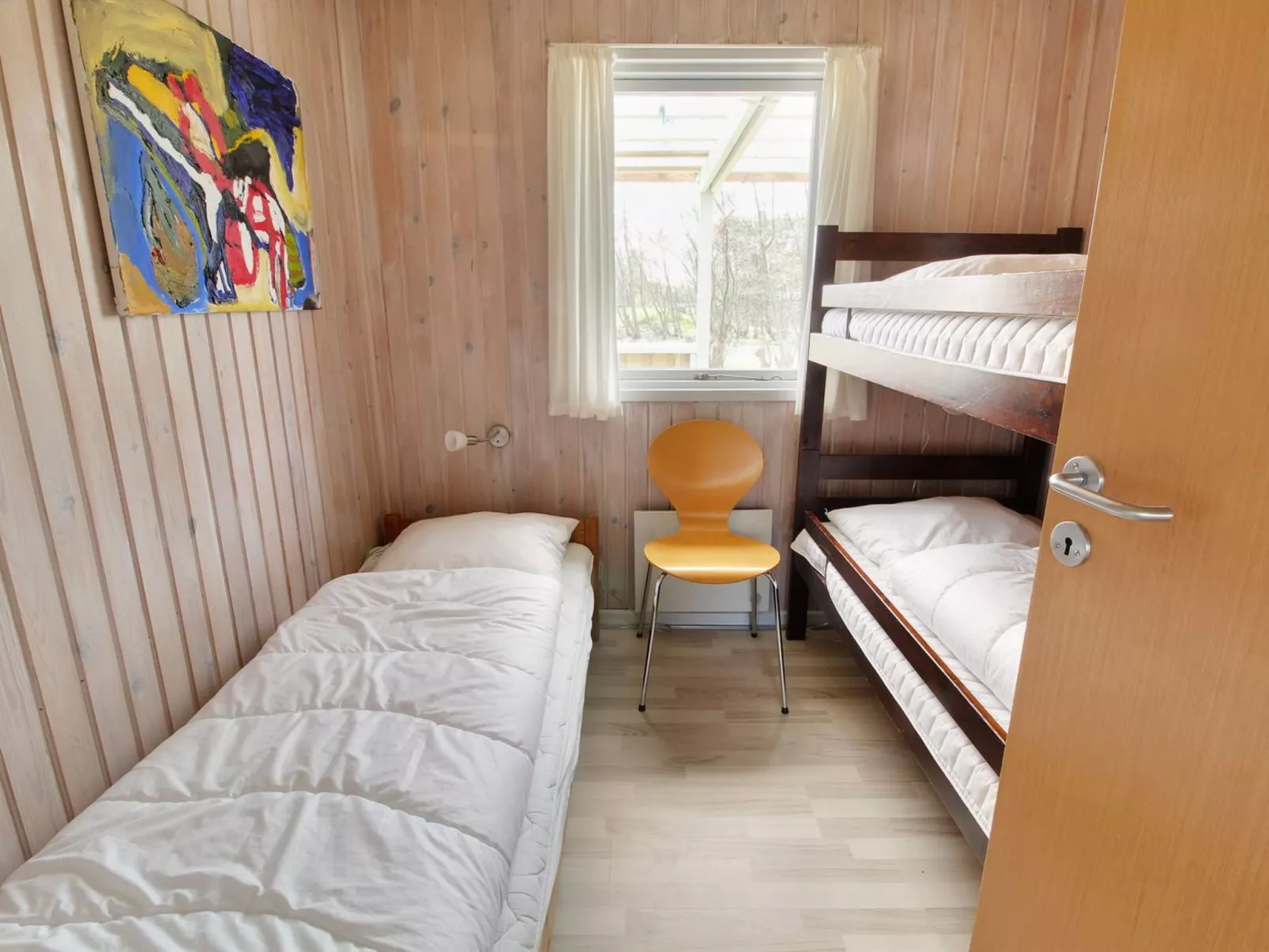 "Svanhild" - 1.2km from the sea-Inside