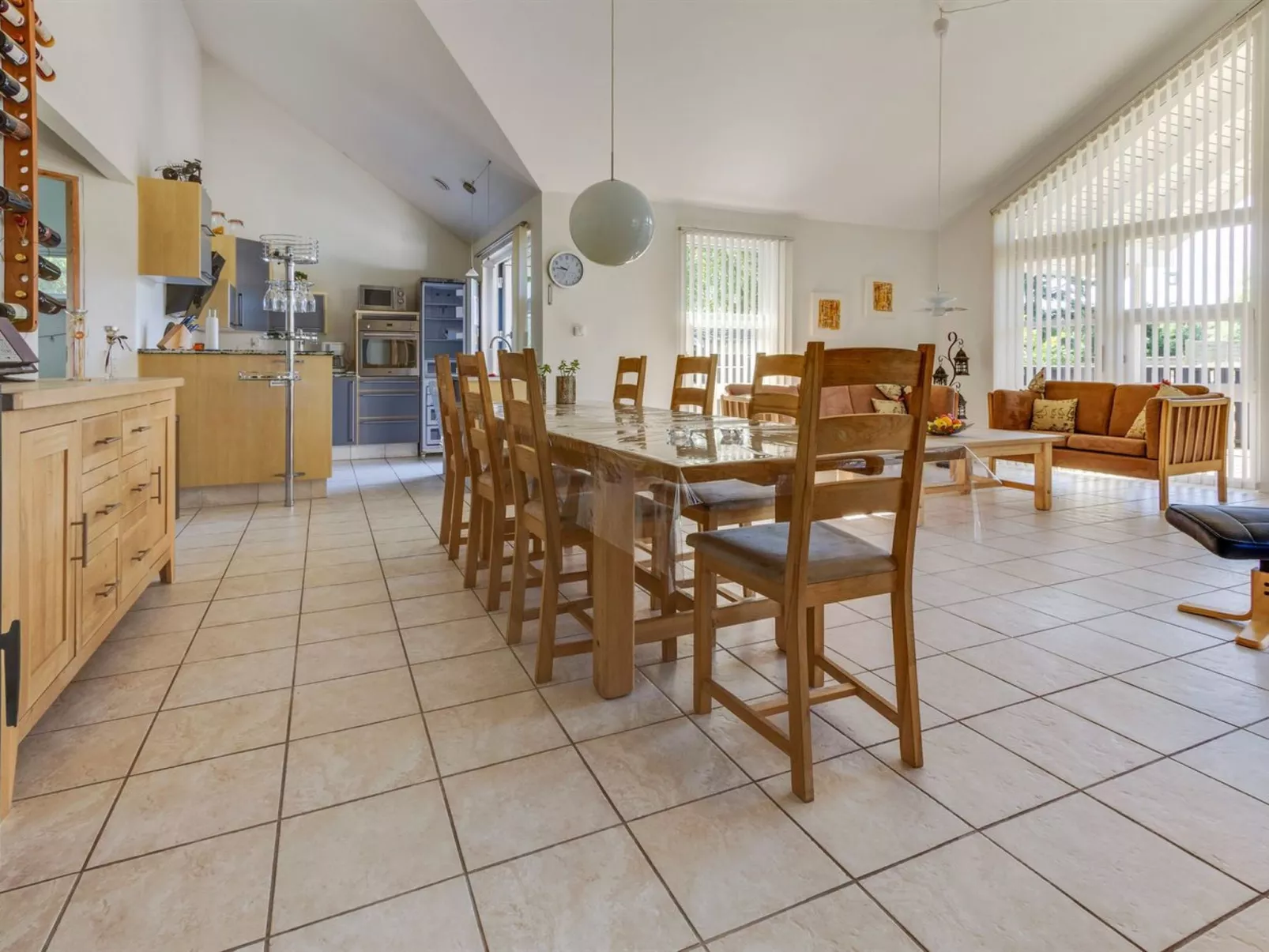 "Lyydia" - 1km from the sea-Inside