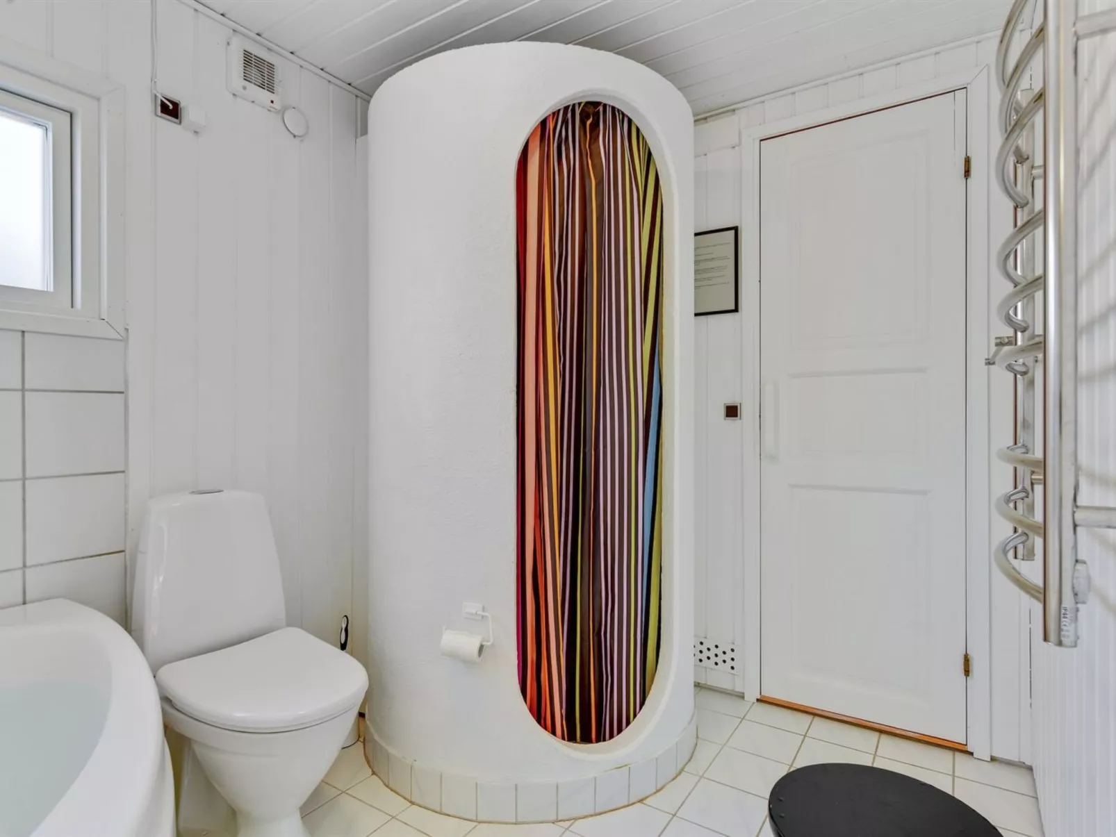 "Beowulf" - 200m from the sea-Inside