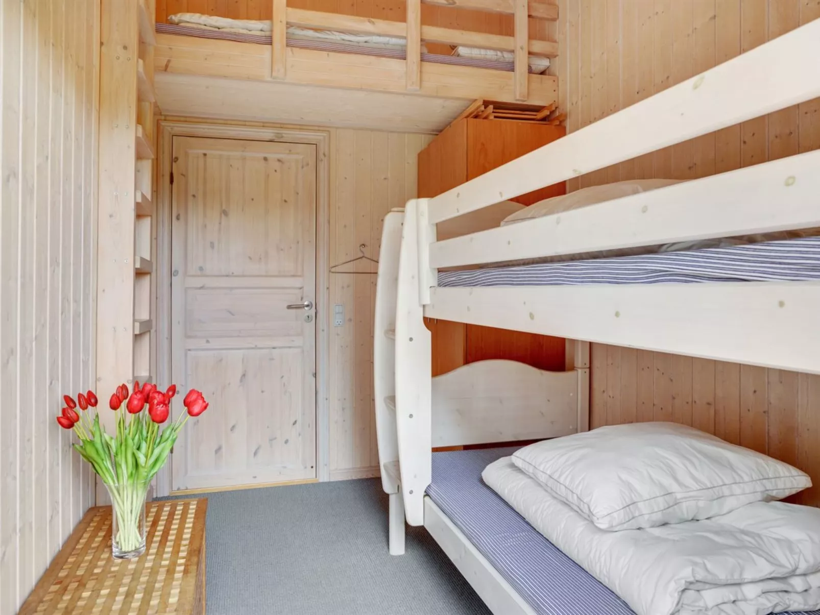 "Krister" - 250m to the fjord-Inside