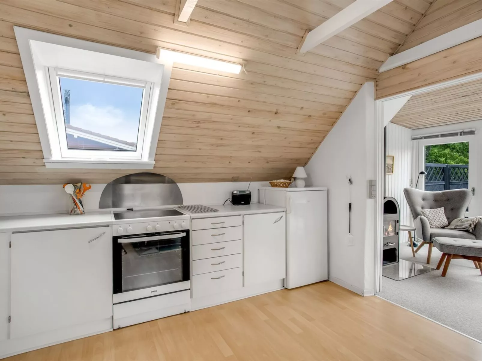 "Siouxsie" - 500m from the sea-Inside