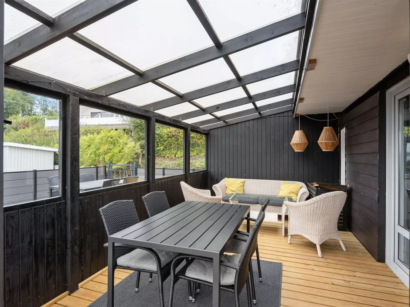 "Karli" - 330m to the fjord-Outside