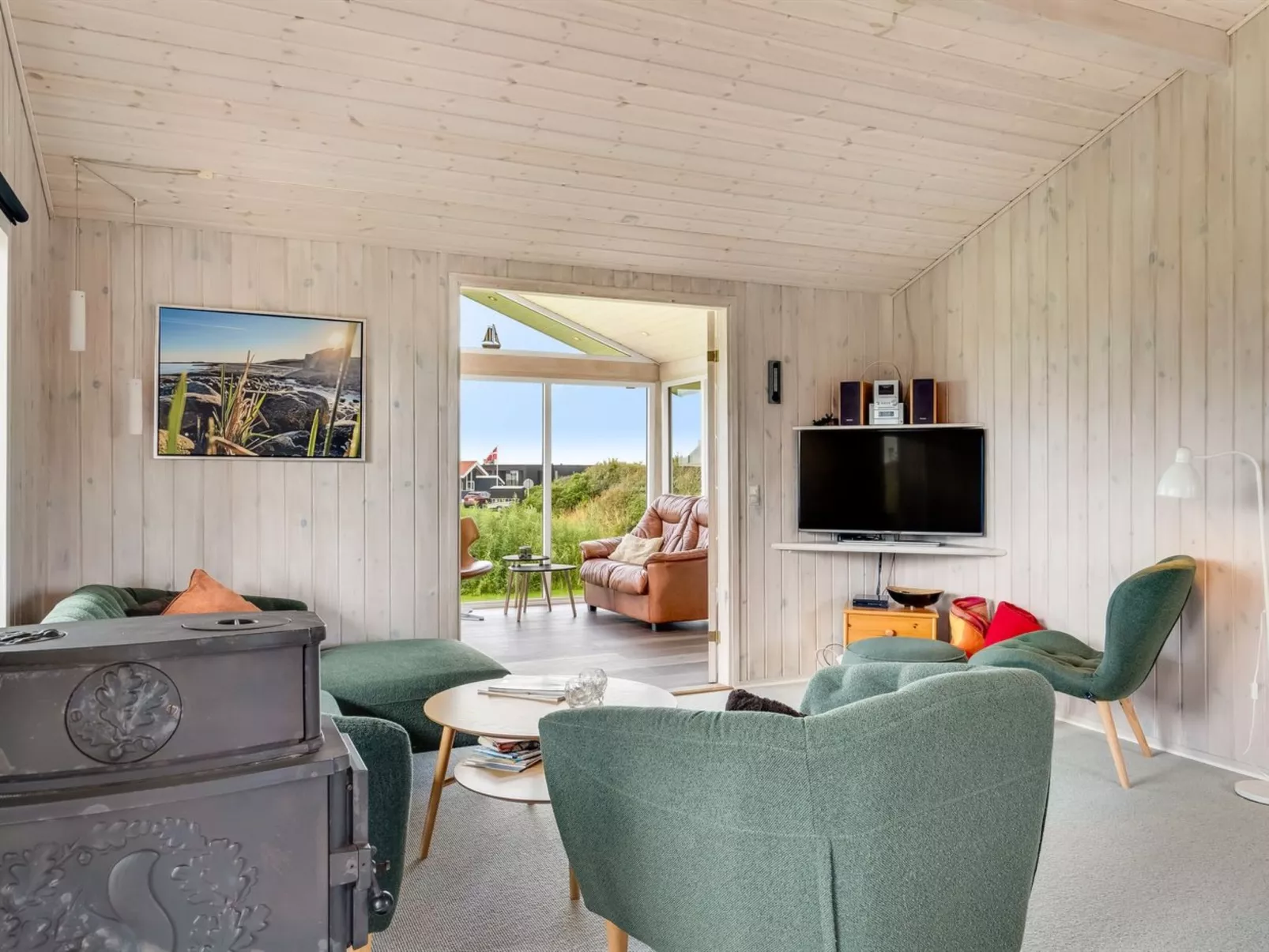 "Titta" - 150m to the fjord-Dedans