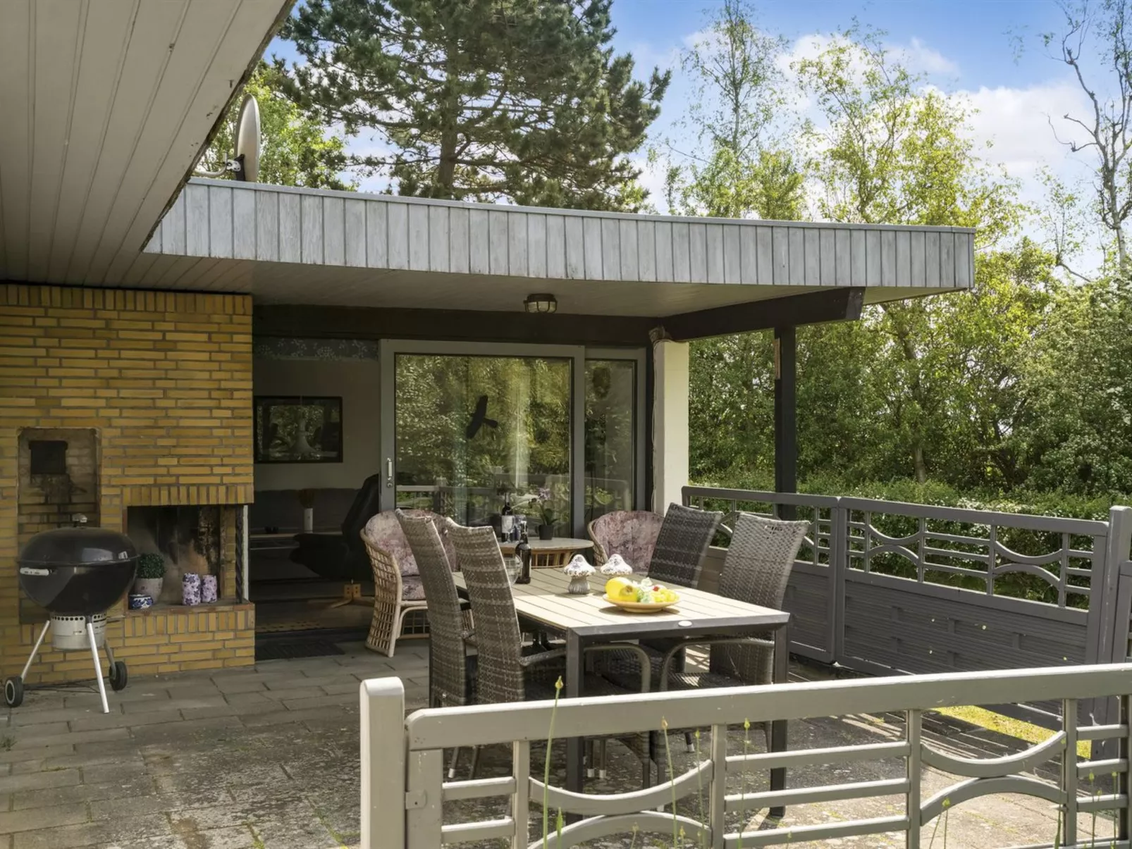 "Yak" - 350m from the sea-Draußen