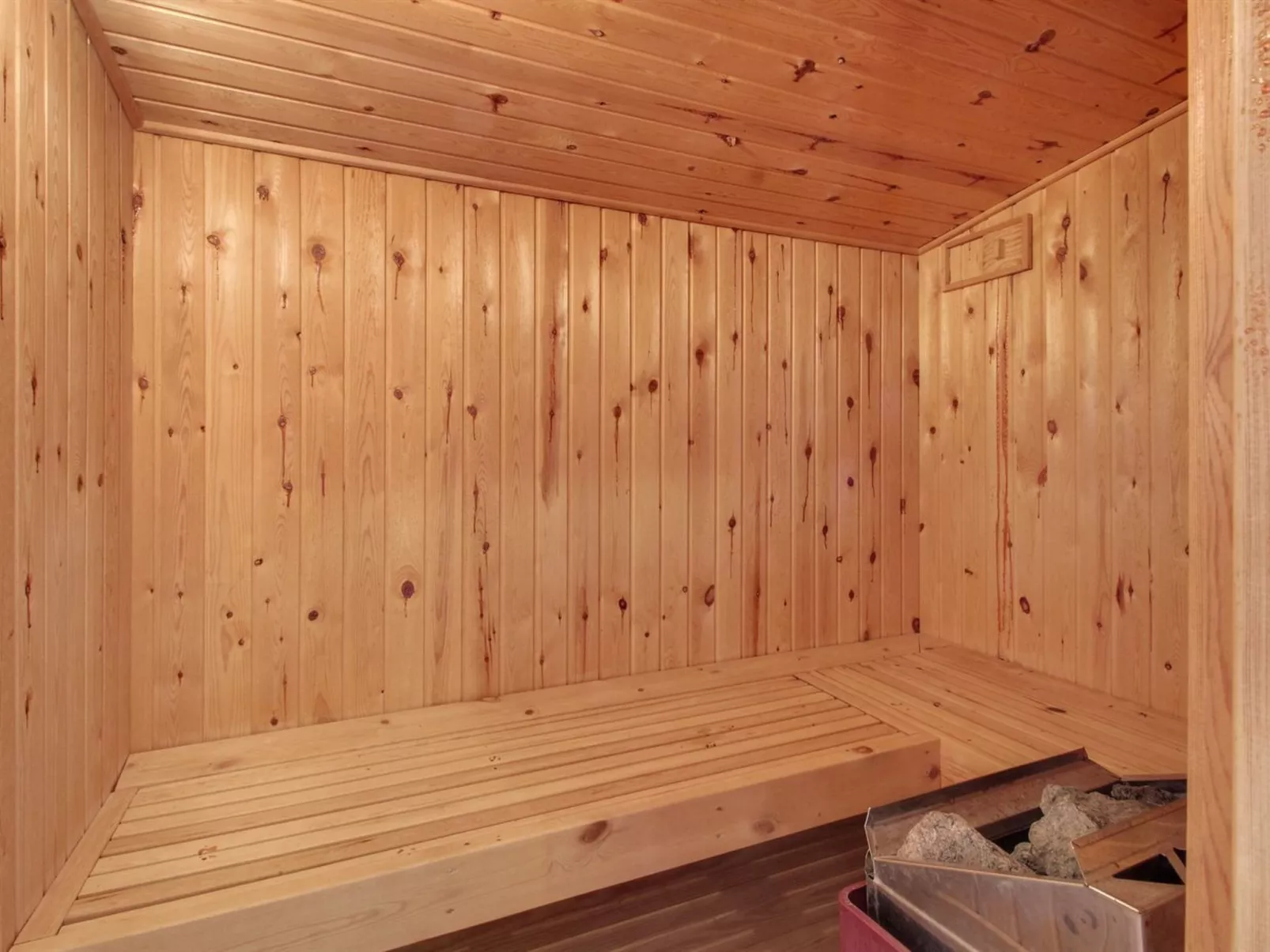 "Aukusti" - 600m from the sea-Inside