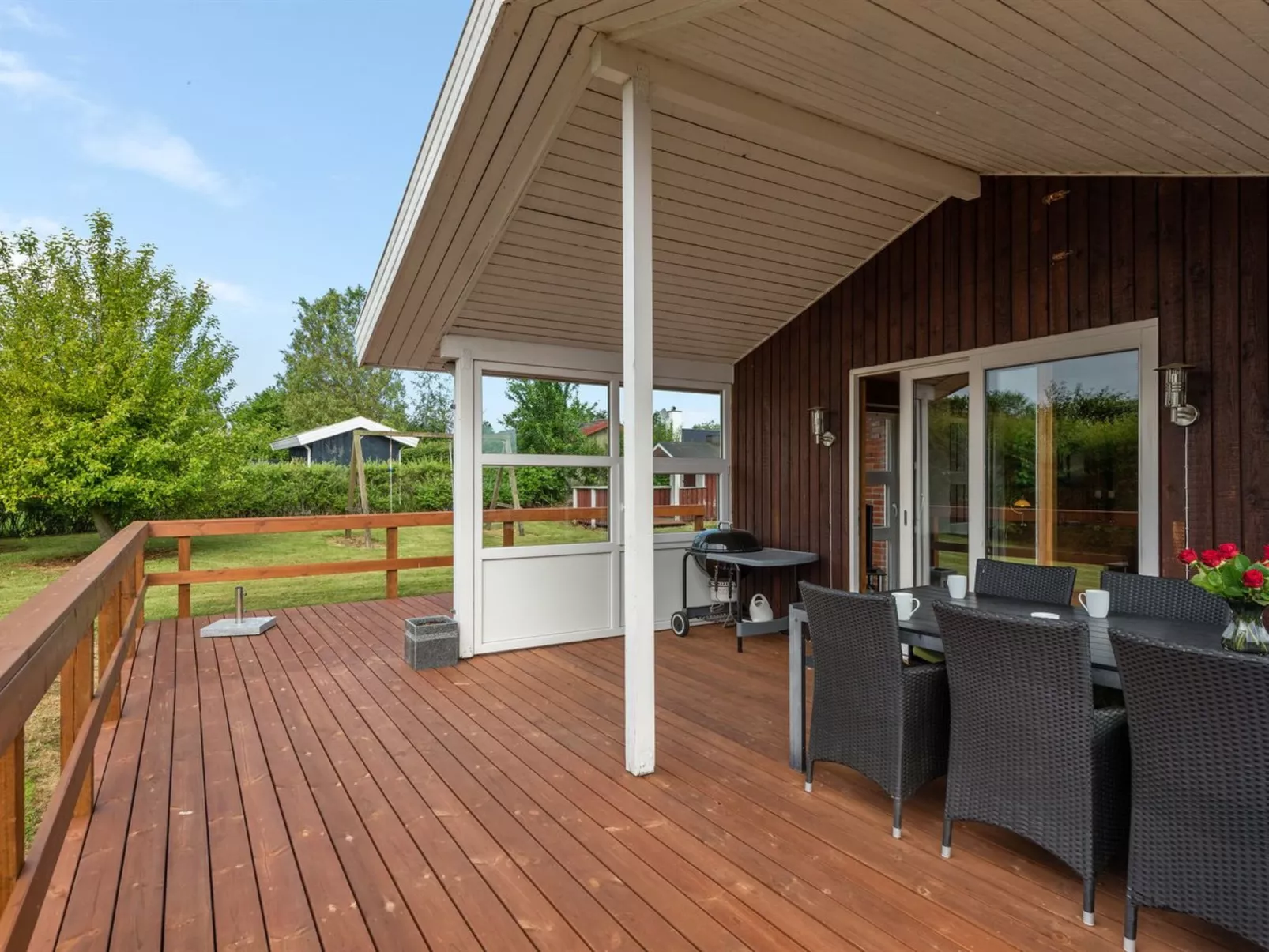 "Ellyn" - 500m from the sea-Draußen