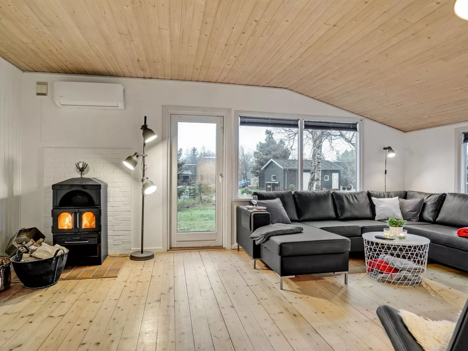 "Leonor" - 300m from the sea-Drinnen