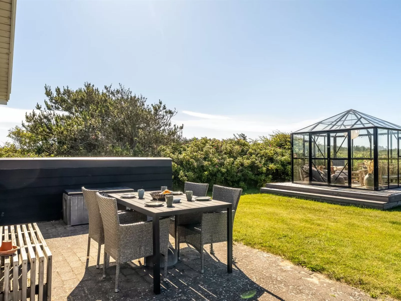 "Mata" - 700m from the sea-Outside