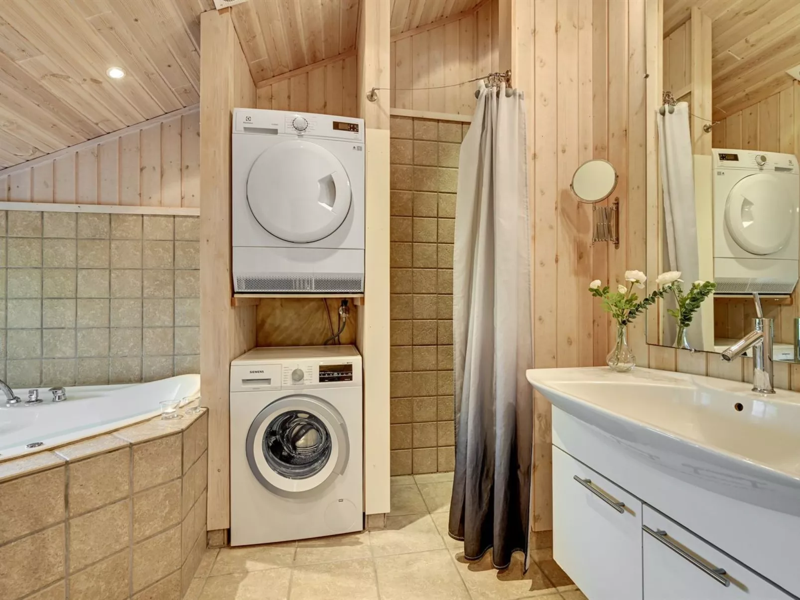 "Gustine" - 300m from the sea-Inside