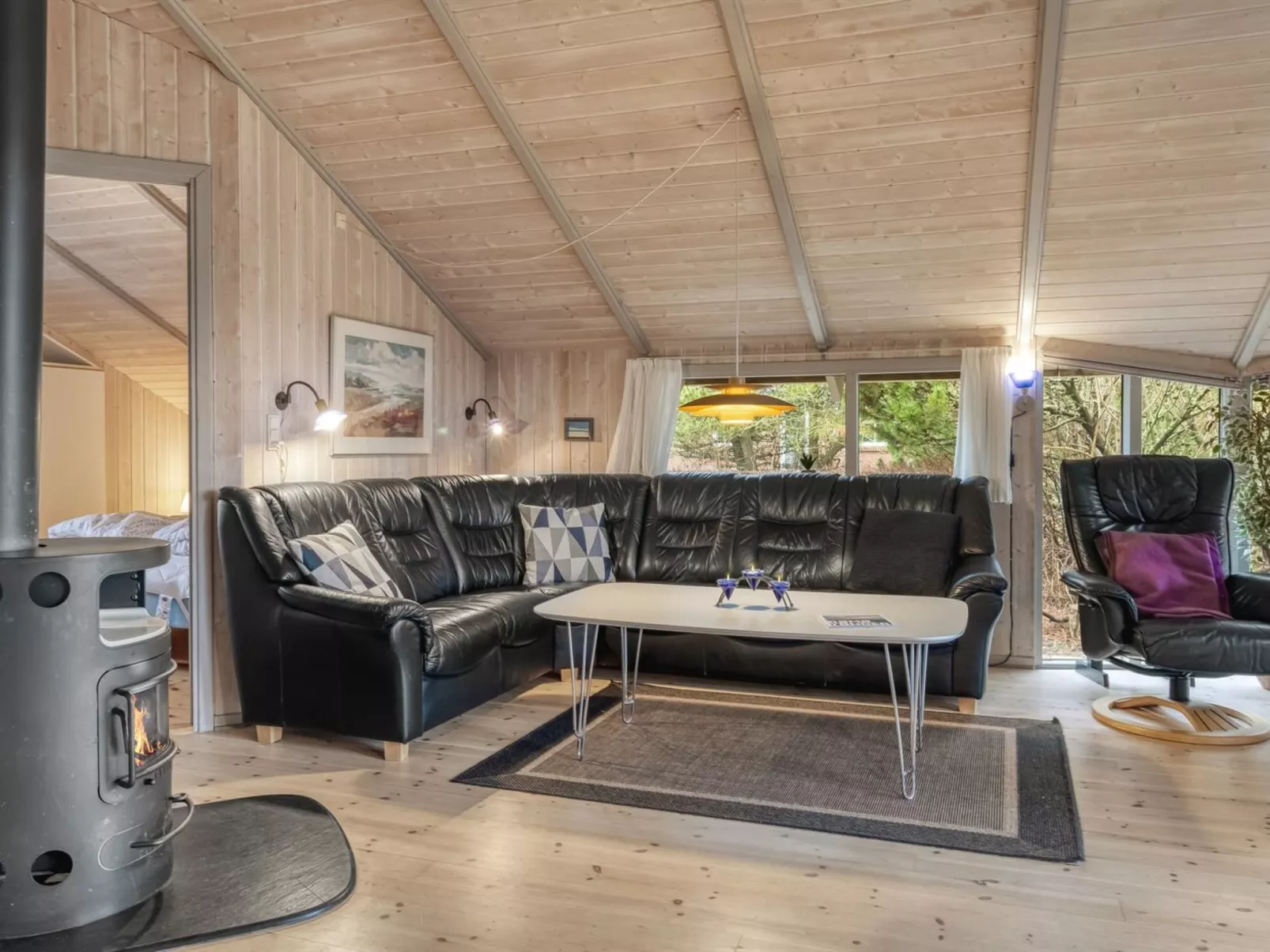 "Vivan" - 3.8km from the sea-Inside