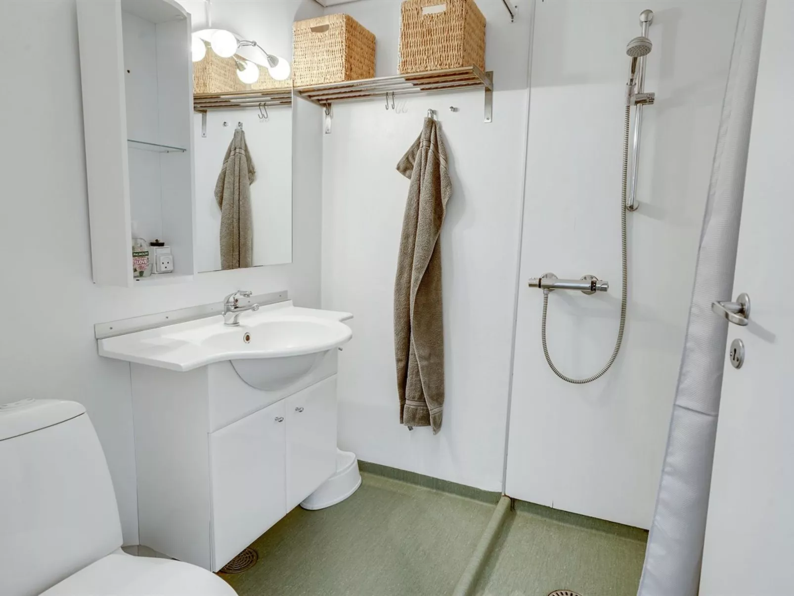 "Nomi" - 85m from the sea-Drinnen