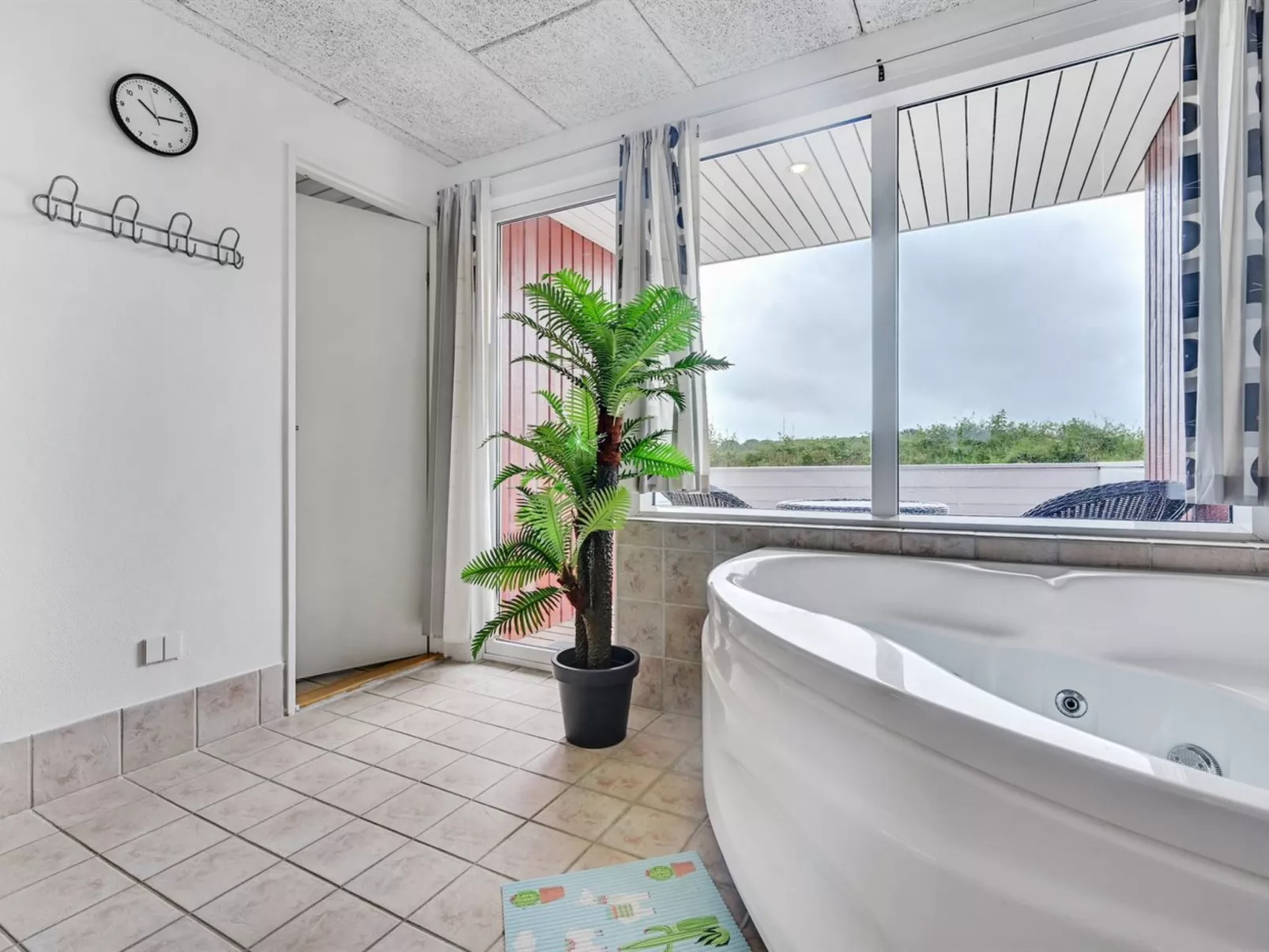 "Emly" - 1.1km from the sea-Dedans