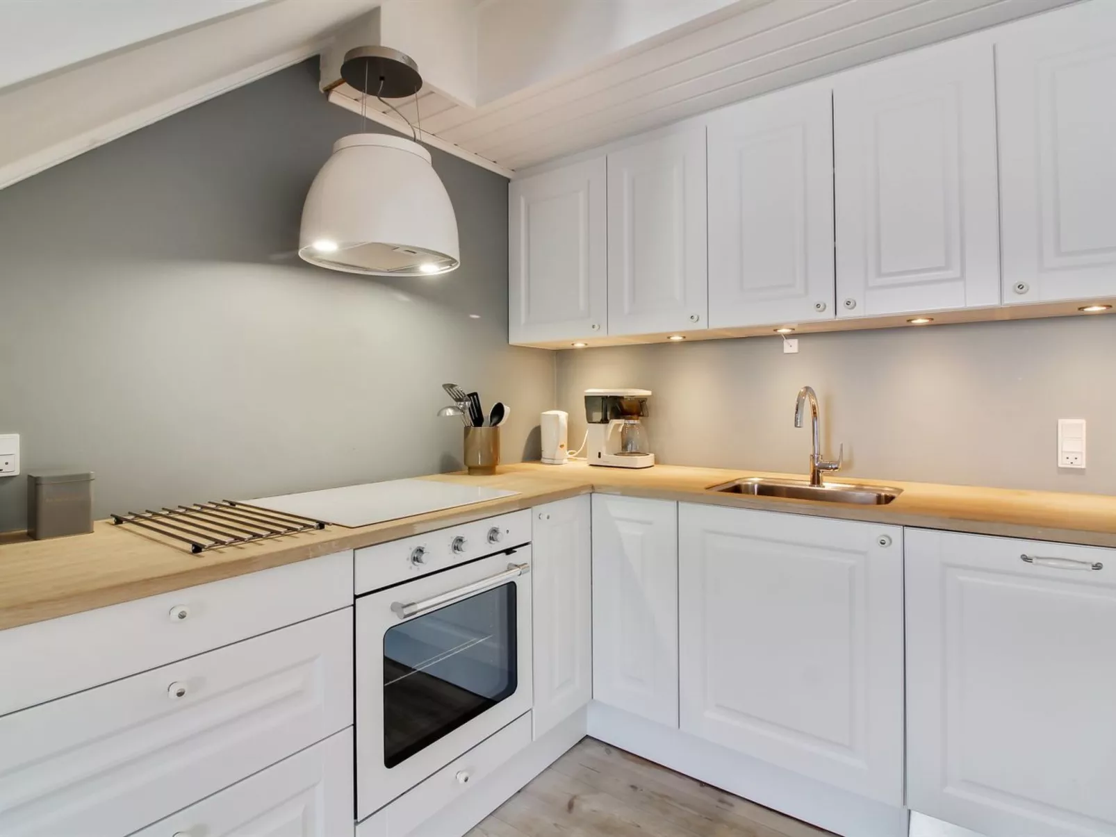 "Meglena" - 50m from the sea-Drinnen