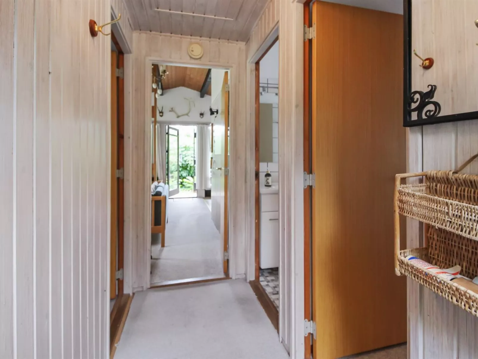 "Maya" - 900m from the sea-Dedans