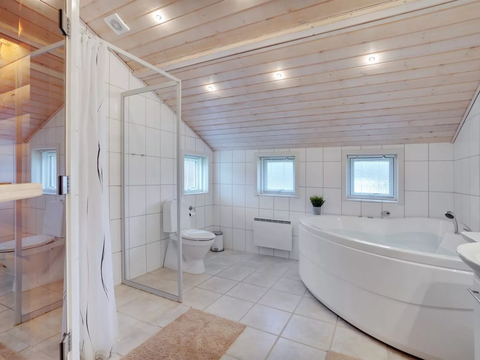 "Tatti" - 30km from the sea-Inside