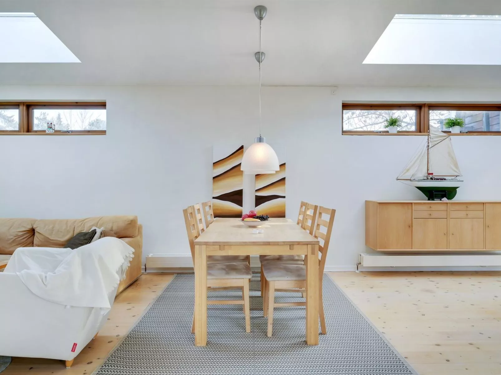 "Esta" -  from the sea-Inside