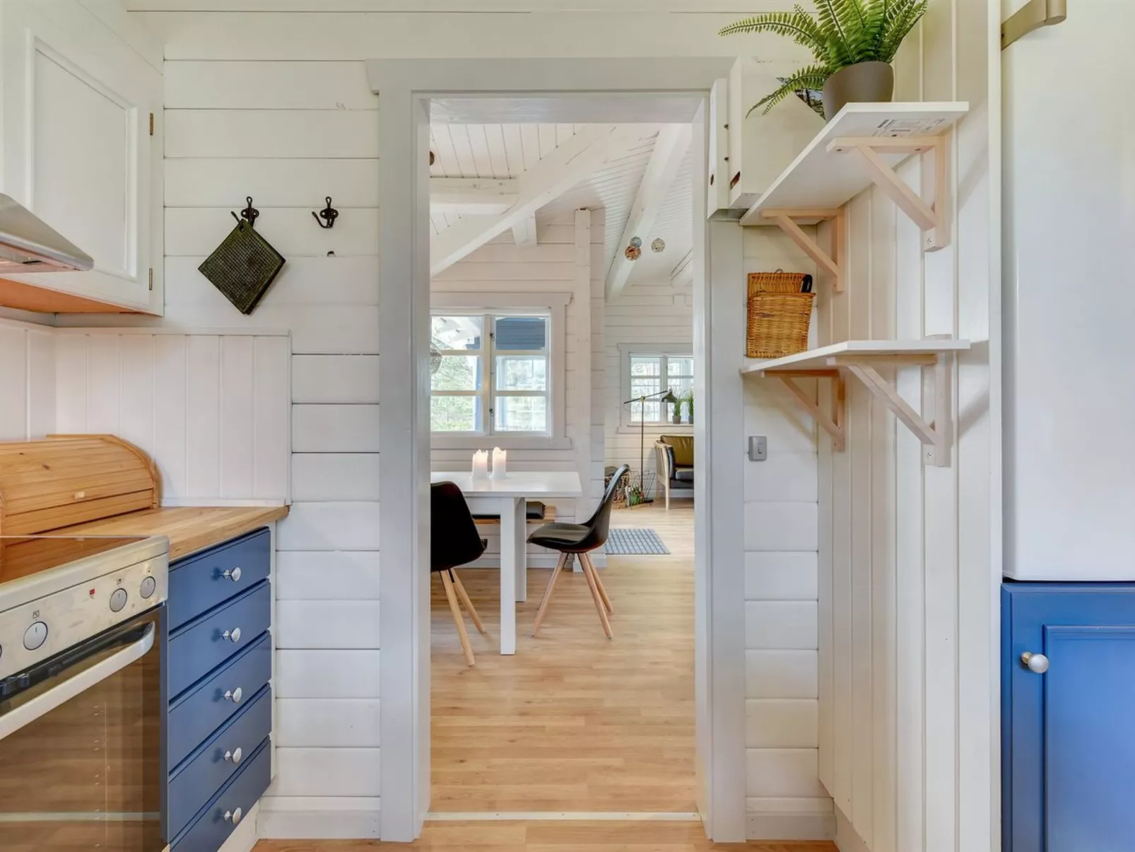 "Semund" - 2km from the sea-Inside