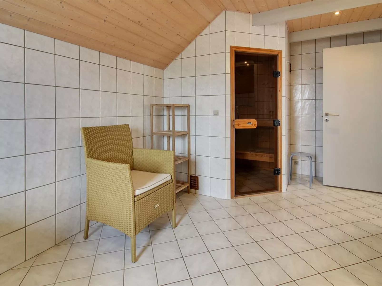 "Drusilla" - 800m from the sea-Inside