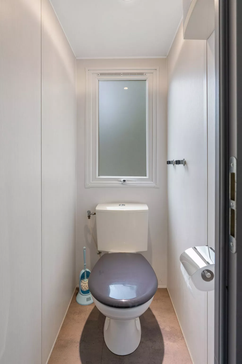 Sunset Terrace-Inside