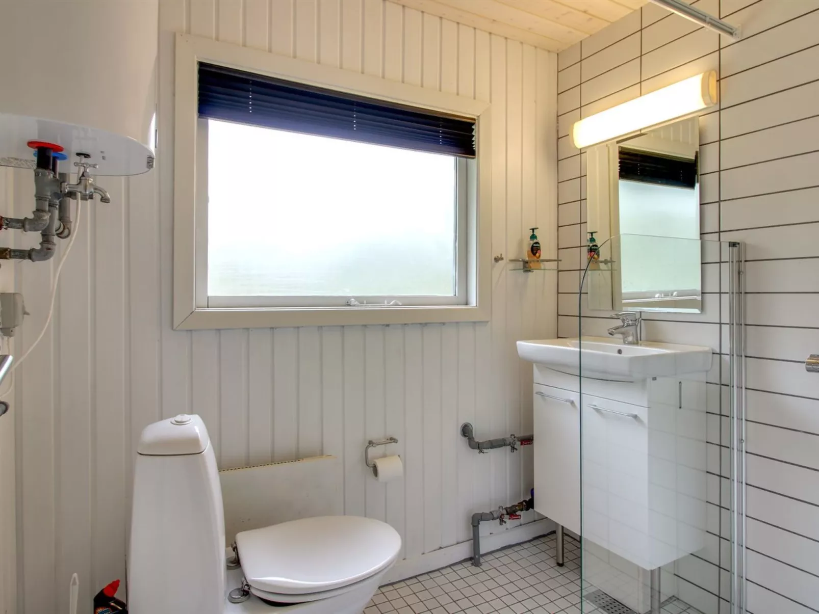 "Susett" - 300m to the fjord-Drinnen