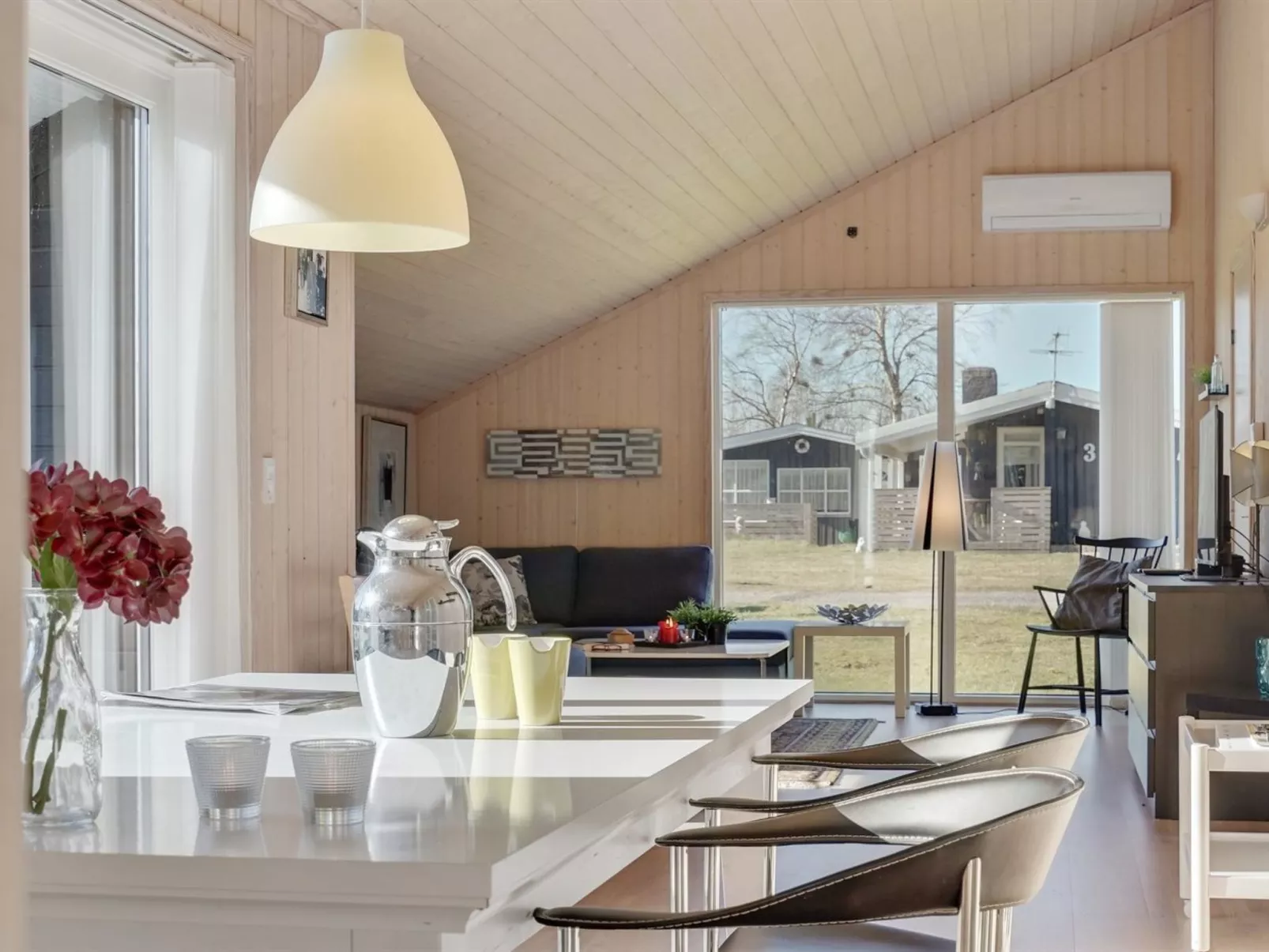 "Jil" - 750m from the sea-Drinnen