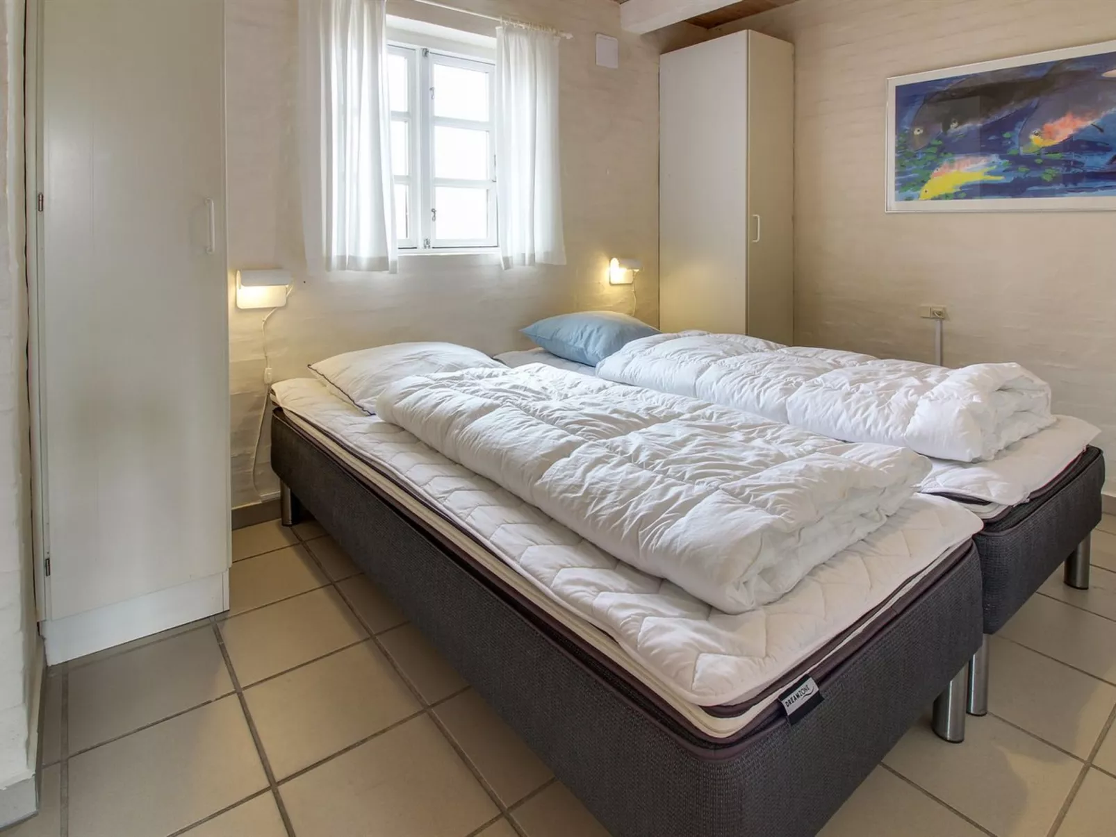 "Skuli" - 200m from the sea-Dedans