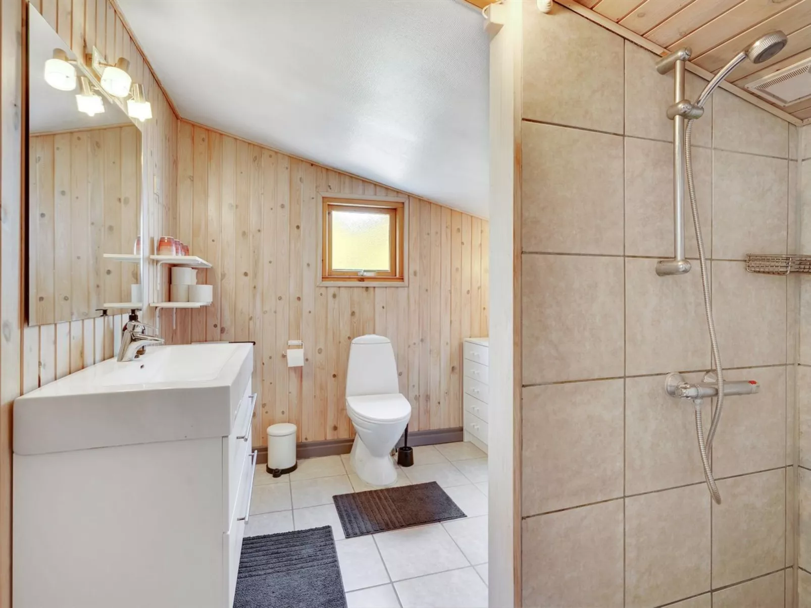 "Rudi" - 450m from the sea-Drinnen