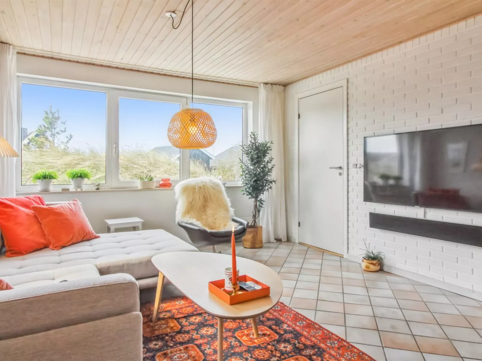 "Madsen" - 500m from the sea-Inside