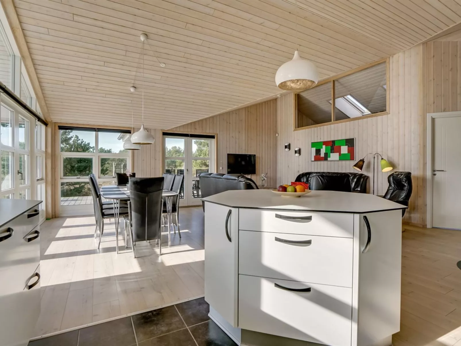 "Haghbarth" - 2.3km from the sea-Inside